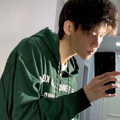 好看的微信阳光男孩头像图片大全(精选22张)