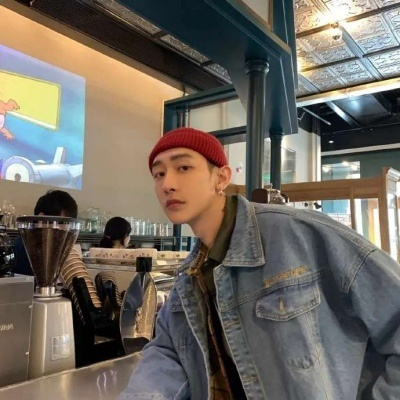 好看的微信阳光男孩头像图片大全(精选22张)