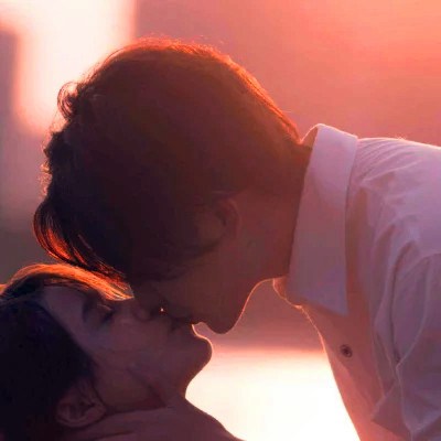 2023最潮情侣头像双人(优选20张)