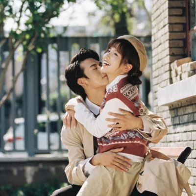 好看的不易撞双人情侣头像不明显(共22张)