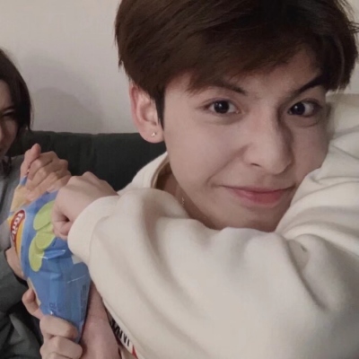 好看的不易撞双人情侣头像可爱(20张)