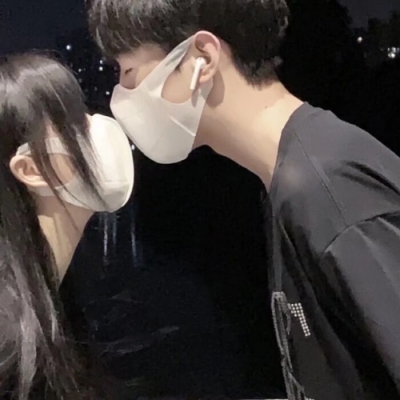 好看的不易撞双人情侣头像可爱(20张)