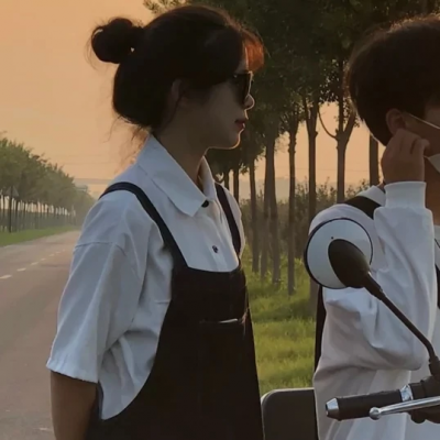 高级感十足的情侣头像可爱(优选22张)