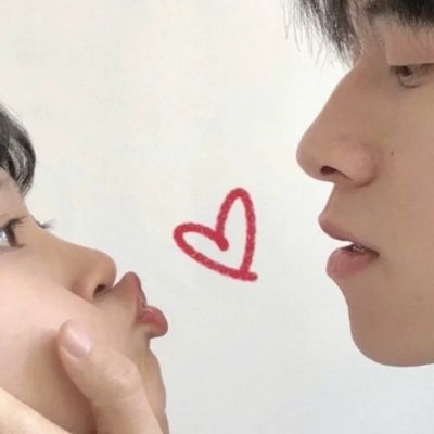 高级感十足的情侣头像可爱(优选22张)
