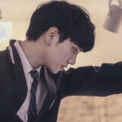 甜到爆的情侣头像一对(优选20张)