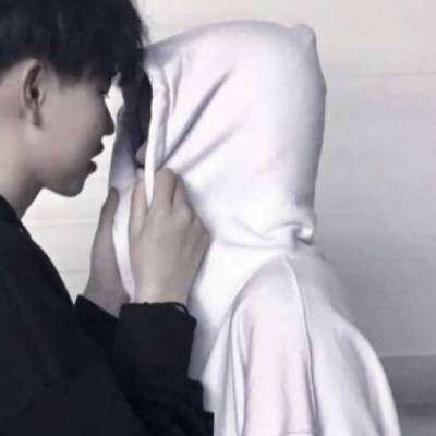 甜到爆的情侣头像一对(优选20张)