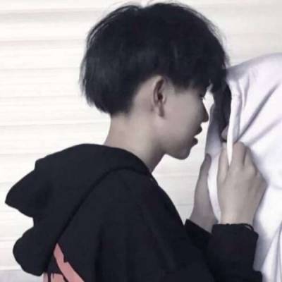 甜到爆的情侣头像一对(优选20张)