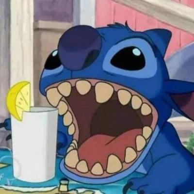 史上最贱最欠打的头像女(优选24张)