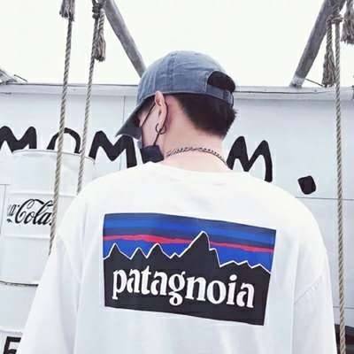 不易察觉情侣头像一左一右(精选18张)