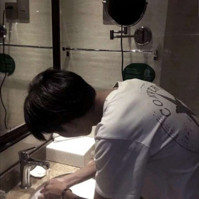 吸引妇女添加的男头像(优选22张)