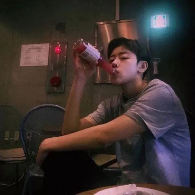 吸引妇女添加的男头像(优选22张)