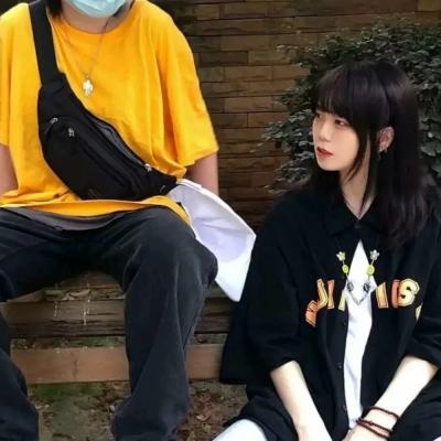 超甜的情侣头像一人一半真人(共20张)