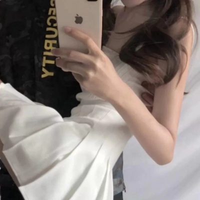 超甜的情侣头像一人一半真人(共20张)