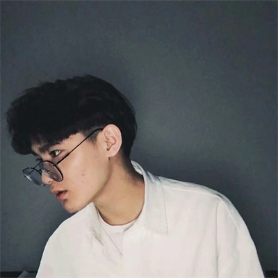 情头一人一张分开真人不明显(优选18张)