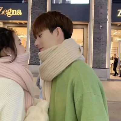 情头一人一张 情侣头像真人(优选20张)