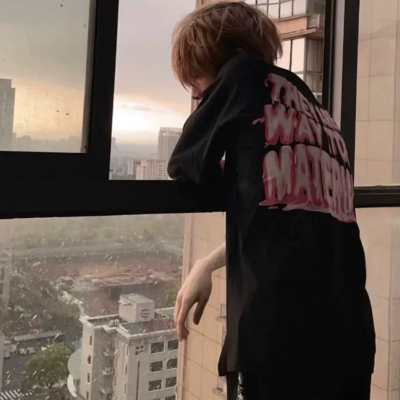 永远不撞的情侣头像一左一右(优选20张)