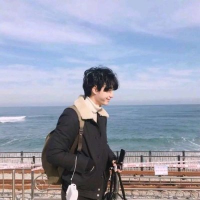 最新个性情侣背影头像(优选16张)