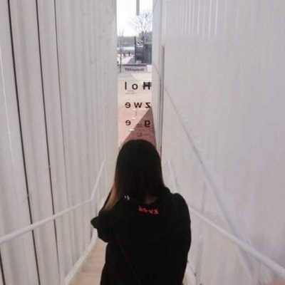 唯美背影情头一人一张图片(精选24张)