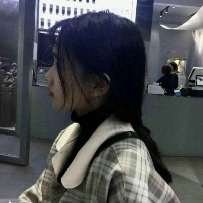 个性伤感的女生qq头像图片(精选16张)