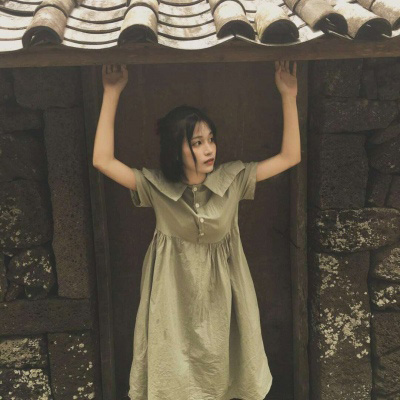 超美闺蜜头像一人一张(精选20张)