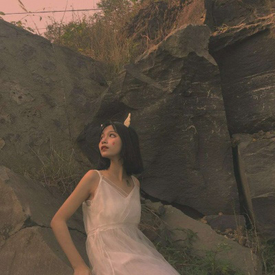 超美闺蜜头像一人一张(精选20张)