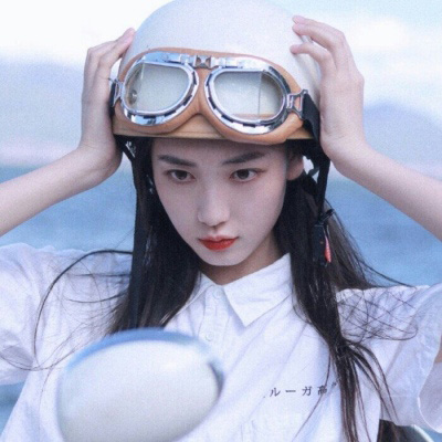 超美闺蜜头像一人一张(精选20张)