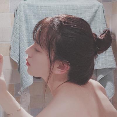 丸子头清纯可爱女孩高清头像(精选24张)