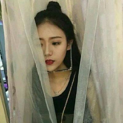 丸子头清纯可爱女孩高清头像(精选24张)