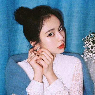 甜美丸子头的女生头像(精选22张)