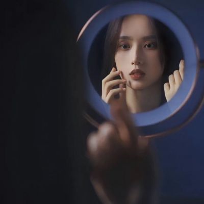 微信最火情侣头像一人一张(精选22张)