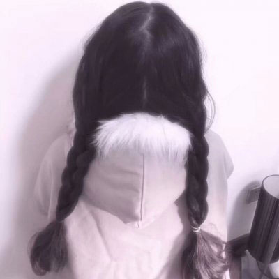 真人版女生闺蜜头像一人一张(24张)