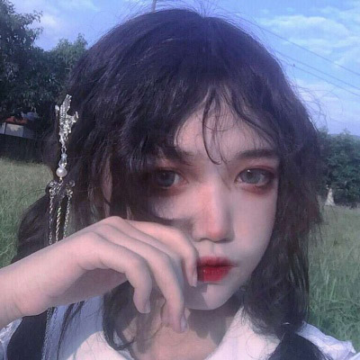 真人版女生闺蜜头像一人一张(24张)