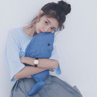 丸子头个性女生头像(优选20张)