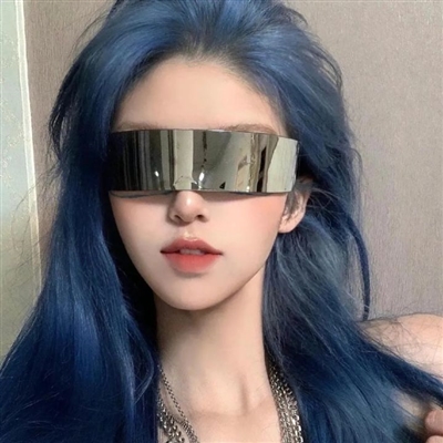 超好看丧气女生头像(优选22张)