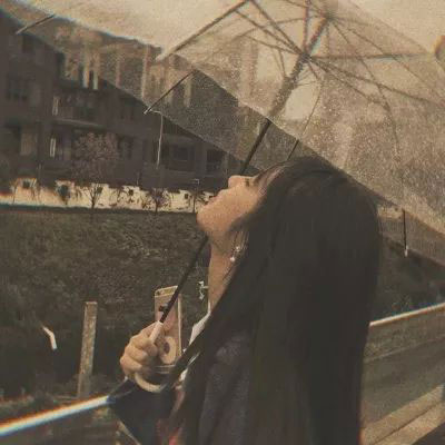 超好看丧气女生头像(优选22张)