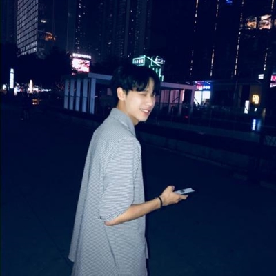 情侣头像霸气超拽一人一张(精选20张)