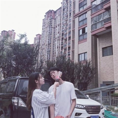 情侣头像霸气超拽一人一张(精选20张)