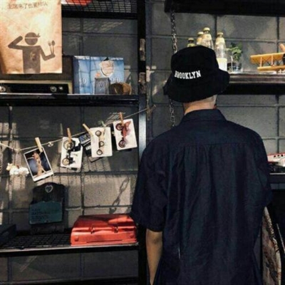 情侣头像霸气超拽一人一张(精选20张)