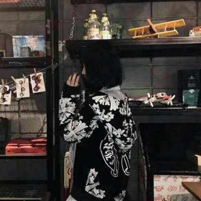 情侣头像霸气超拽一人一张(精选20张)