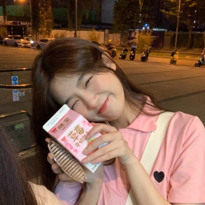 微信头像女干净唯美图片(共24张)