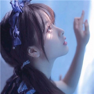 微信头像女干净唯美图片(共24张)