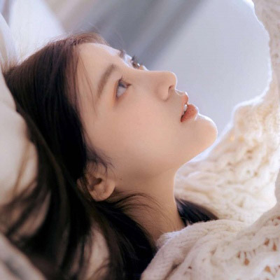 微信头像女干净唯美图片(共24张)