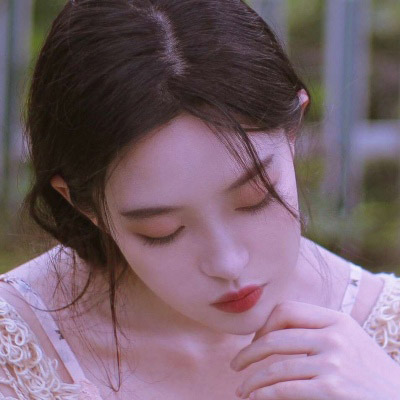 微信头像女干净唯美图片(共24张)