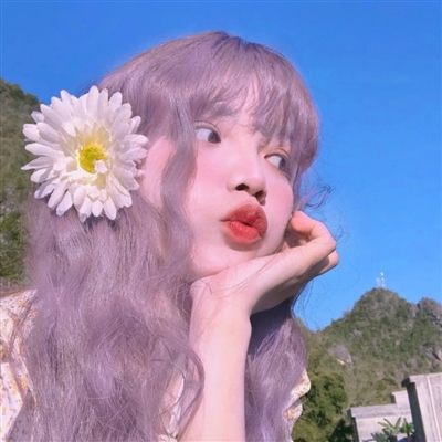 好看意境女生qq头像图片(优选16张)