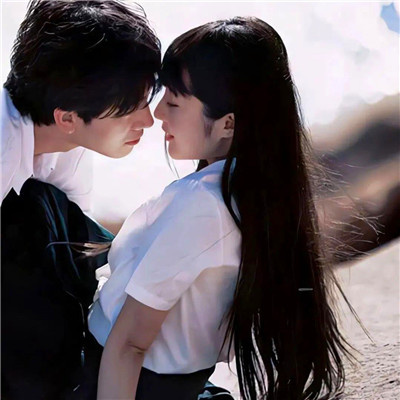 适合二十来岁的情侣头像(24张)