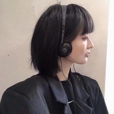 又拽又飒的女生头像(优选17张)