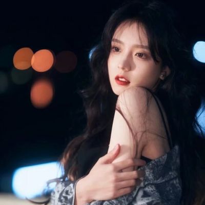 超拽霸气高冷女生头像大全(22张)