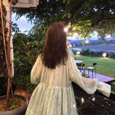 唯美森系清新图片侧脸背影头像(共22张)