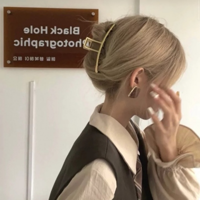 2023小女生超爆可爱头像(精选23张)