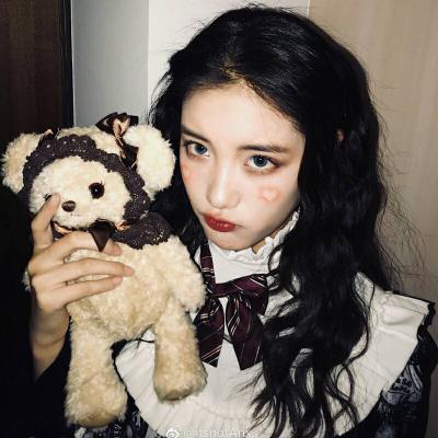 高清可爱闺蜜头像一对两张图片大全(精选26张)